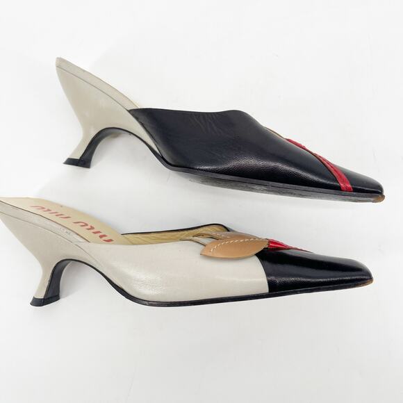 Miu Miu Vintage Retro Gray Black Tan Flower Detail Square Toe Mule Heel IT 36.5 - Picture 3 of 12